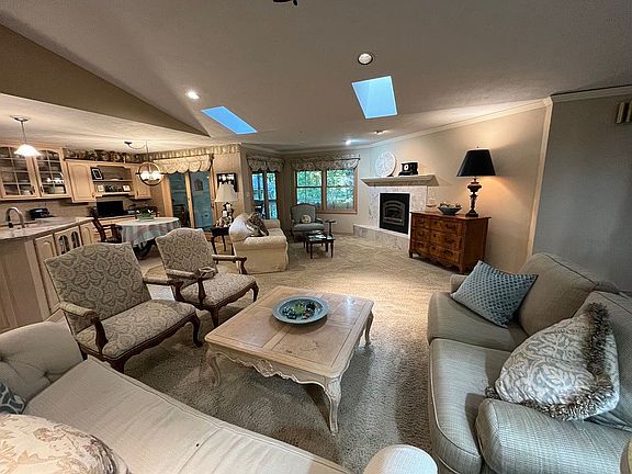 2nd image of 2519 Reynolds Manor Dr
