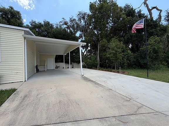 4th image of 36126 Palm Breeze Ln