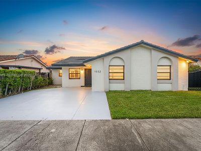 1052 NW 127th Path, Miami, FL, 33182
