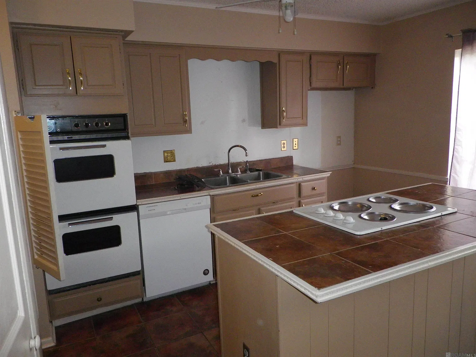 3 bed, 1340 sqft, $1,700 — Photo 3