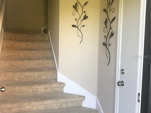4th image of 2113 Betsy Ross Ln