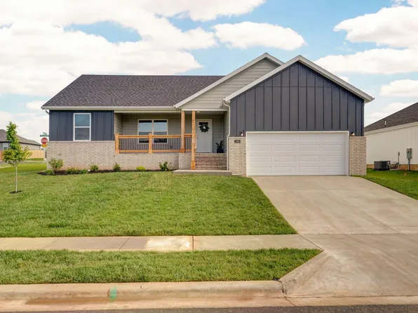 1393 E Macon Street, Republic, MO 65738