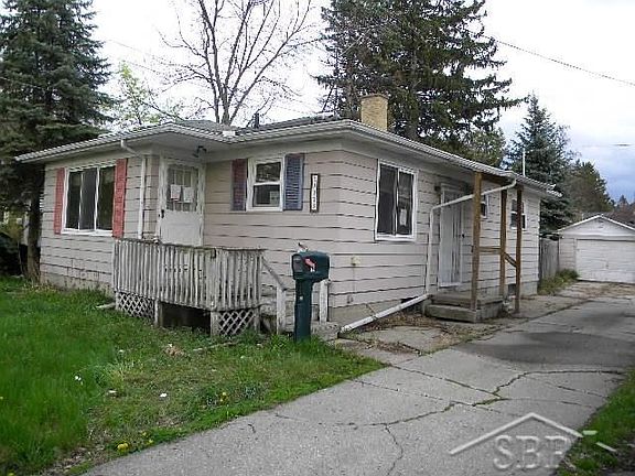 2nd image of 212 Storch St