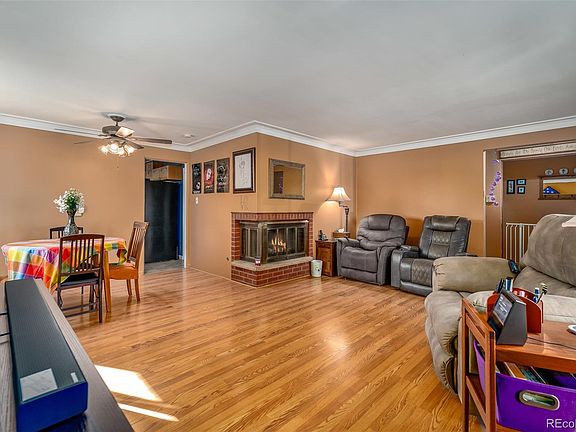 3rd image of 401 Yates St