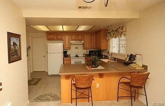 3rd image of 28010 Pebble Beach Dr