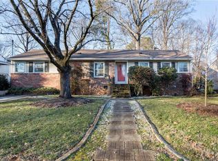 3812 Parkwood Dr, Greensboro, NC 27403