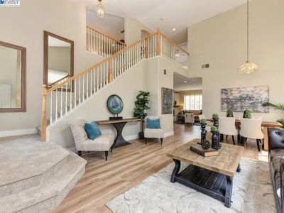 18 Sabre Ct, Sacramento, CA, 95835
