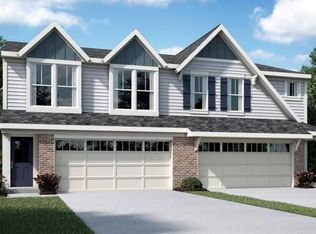 1826 Quarry Oaks Dr, Florence, KY 41042