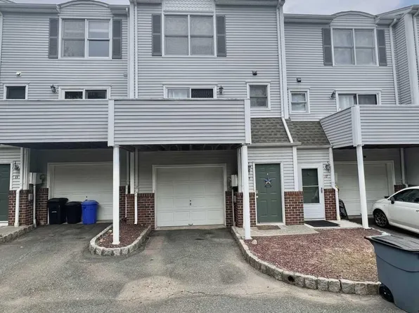 15 Woods Edge Dr #15, Rockaway, NJ 07866