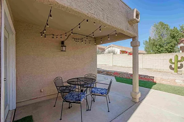 4016 E Hiddenview Dr — Photo 5