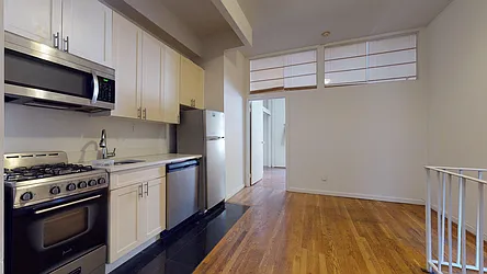 Rented by Bond New York