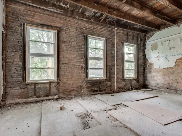 122 Hoyt Street image 19 of 57