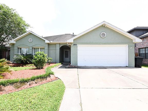 2nd image of 2215 Aberdeen Dr