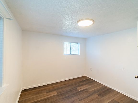 5th image of 14428 1/2 Washington Ave SW
