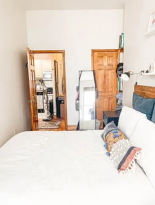 Rented by Street Realty Brokerage LLC | media 12