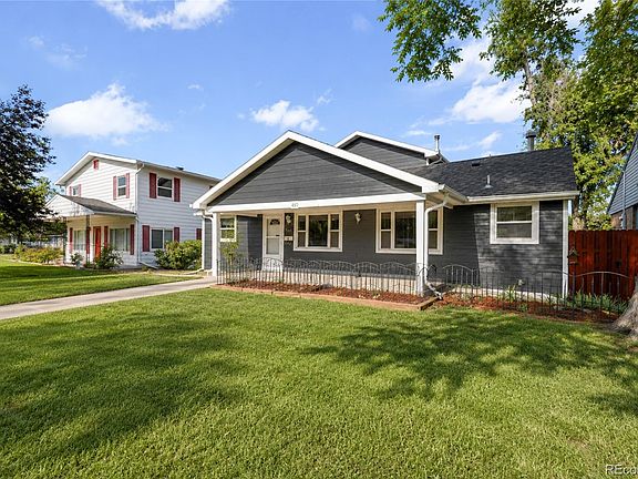 3rd image of 450 Bent Avenue