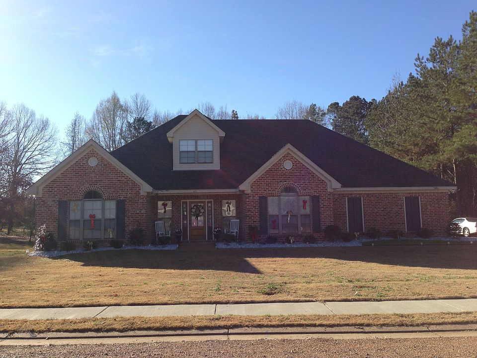 1st image of 463 Brookwood Estates Dr