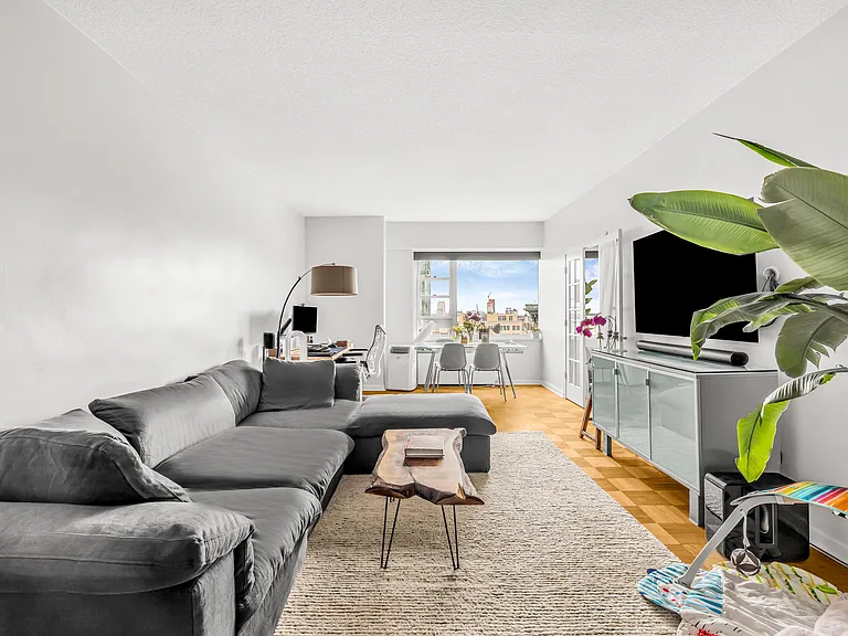 60 E 8th St #18N — Photo 1