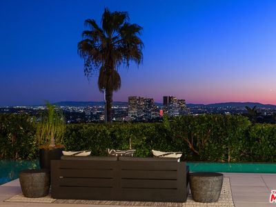 1251 Shadow Hill Way, Beverly Hills, CA, 90210