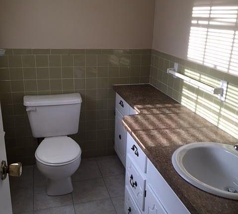 4th image of 13719 Parker Ave