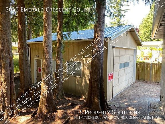 4th image of 3040 Emerald Crescent Ct