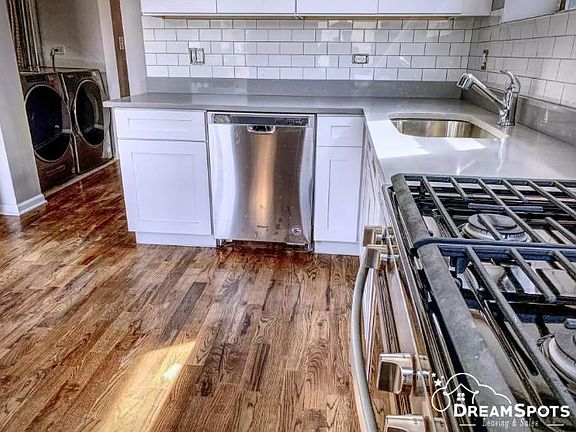 2nd image of 4750-8 S Michigan Ave #1