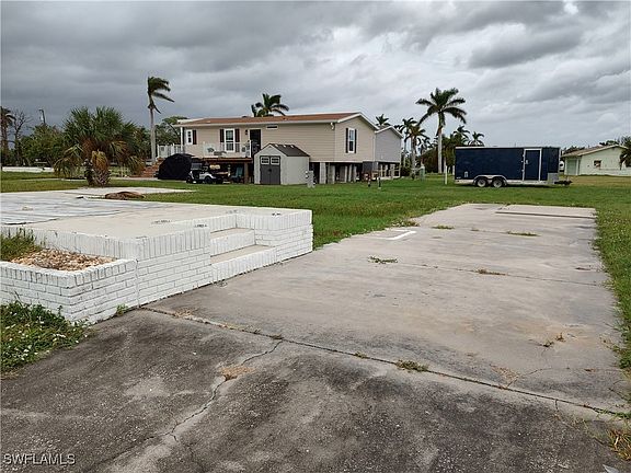3rd image of 10 Cottonwood Dr