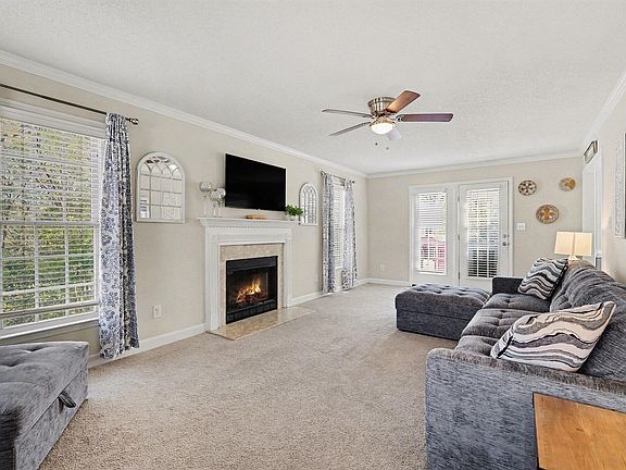 3rd image of 3216 Leebrook Rd