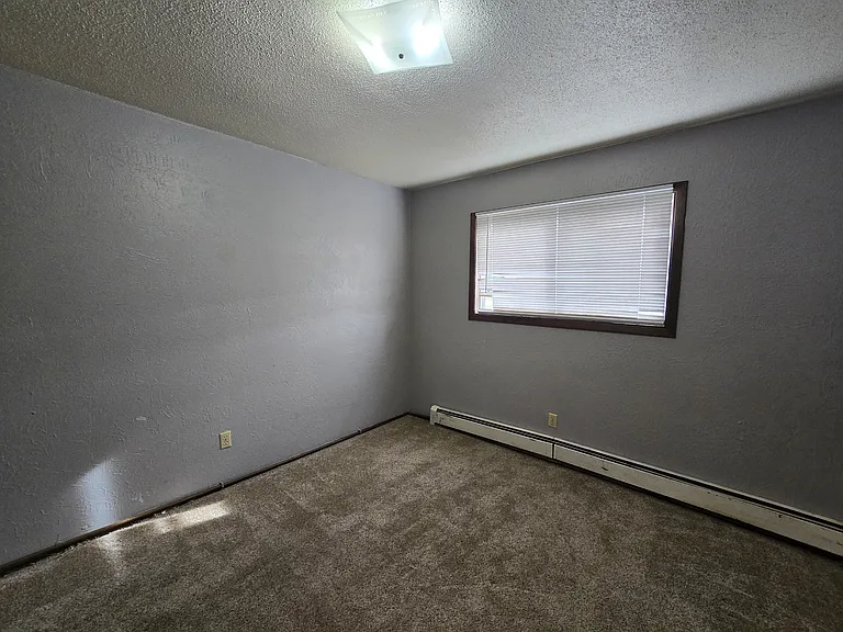 101 16th Ave NW #16 — Photo 7