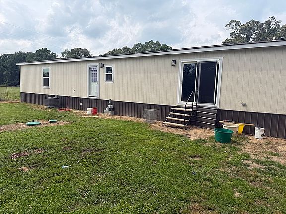 2nd image of 1834 E 2100th Rd