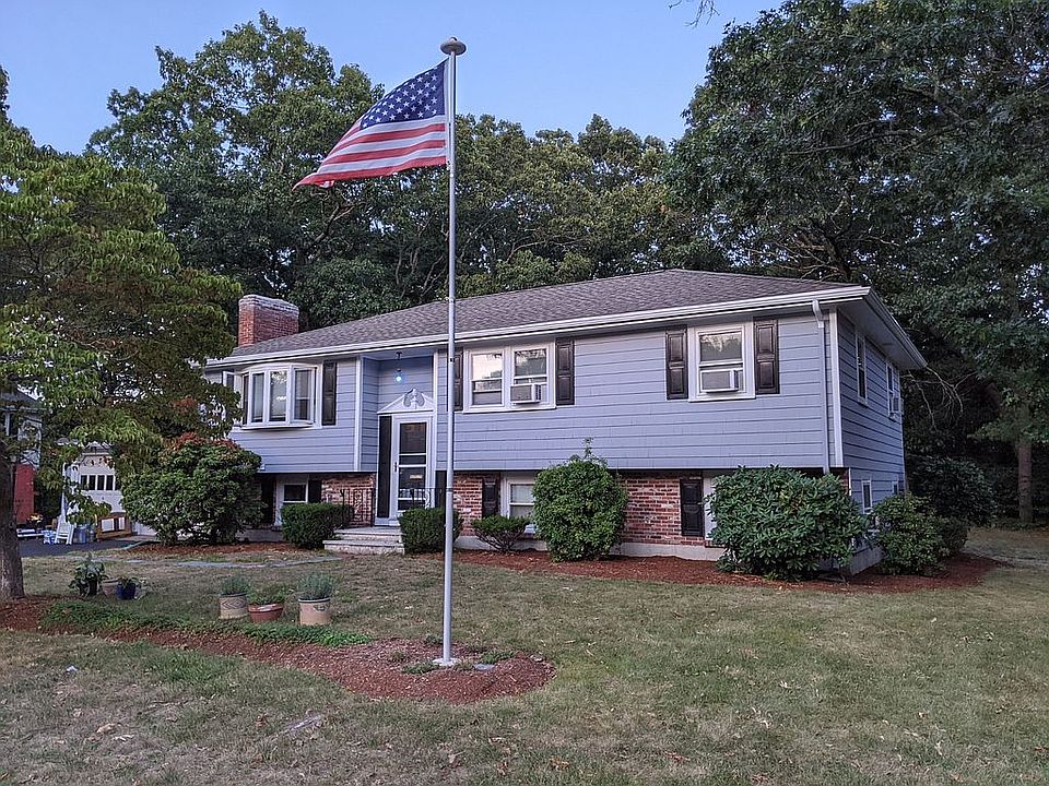 1st image of 20 Woodland Dr