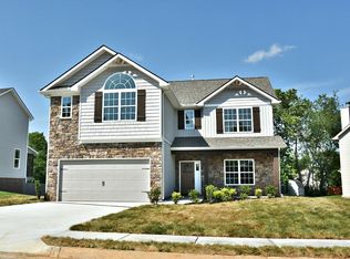 1002 Glenview Dr W, Lenoir City, TN 37771