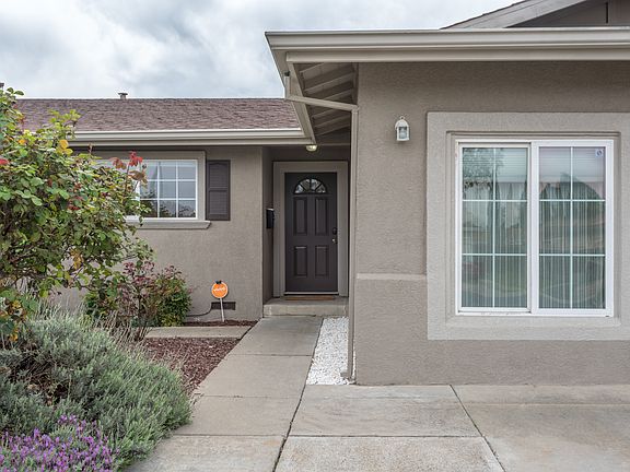 2nd image of 5935 Singing Hills Ave