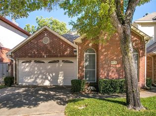 462 Arbor Club Ln, Euless, TX 76039