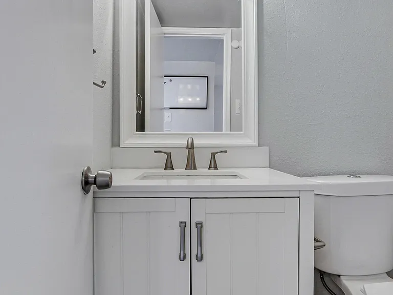 6700 Escondido Dr #G9 — Photo 15