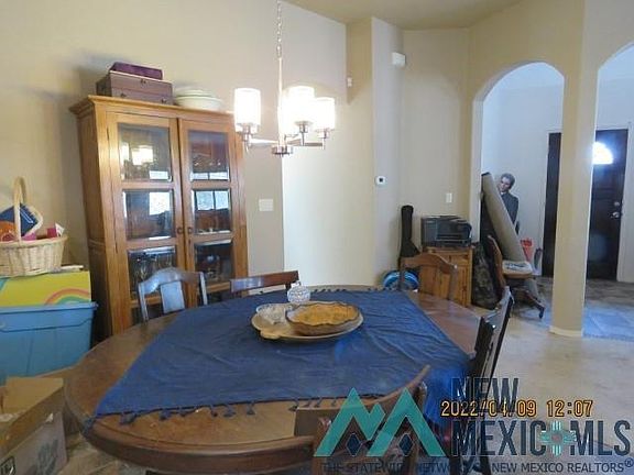 2nd image of 106 Canon Del Luna Rd