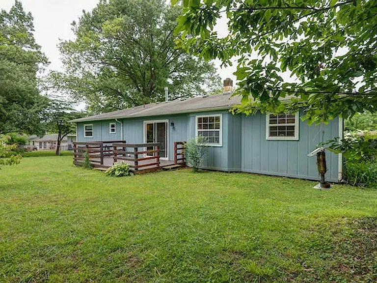 3519 E Fruitwood Ln — Photo 2