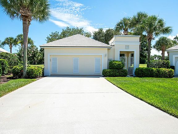 2nd image of 1395 Saint Catherines Cir