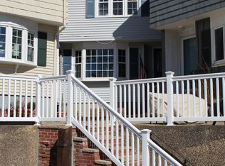 10 Colonial Ct, Marblehead, MA 01945