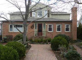 945 Bryant Ave, Colonial Beach, VA 22443