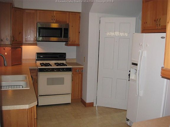 3rd image of 4501 Noyes Ave SE