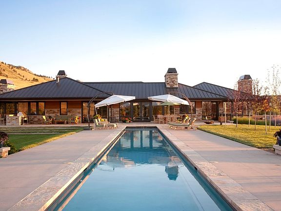 4th image of 335 Lee Hill Dr