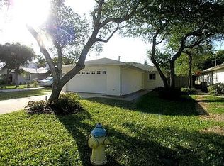 817 E 22nd Ave, New Smyrna Beach, FL 32169