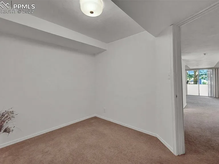 3467 Queen Anne Way — Photo 15