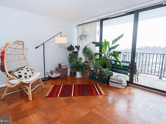 5th image of 1510 12th St N APT 705
