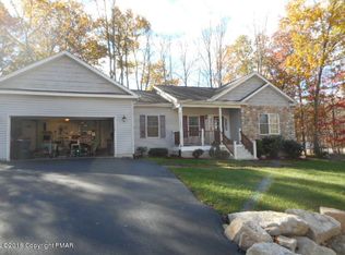 111 Buttermilk Heights Dr, East Stroudsburg, PA 18301