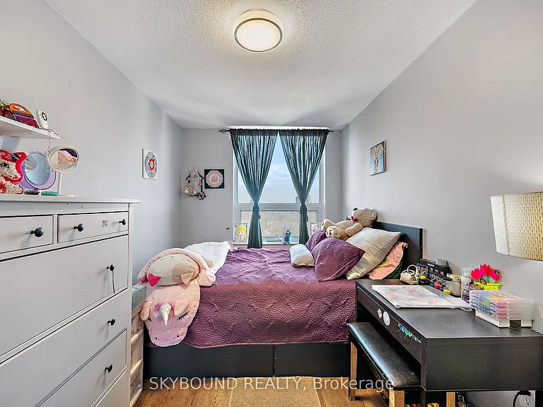 15 La Rose Ave #1510 — Photo 7