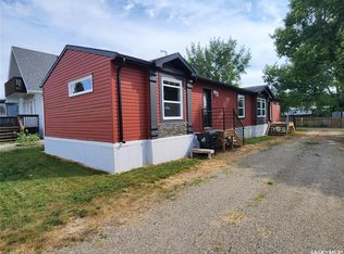 417 Young St, Bienfait, SK S0C0M0