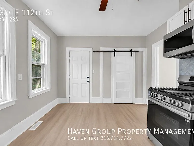 1344 E 112th St — Photo 14