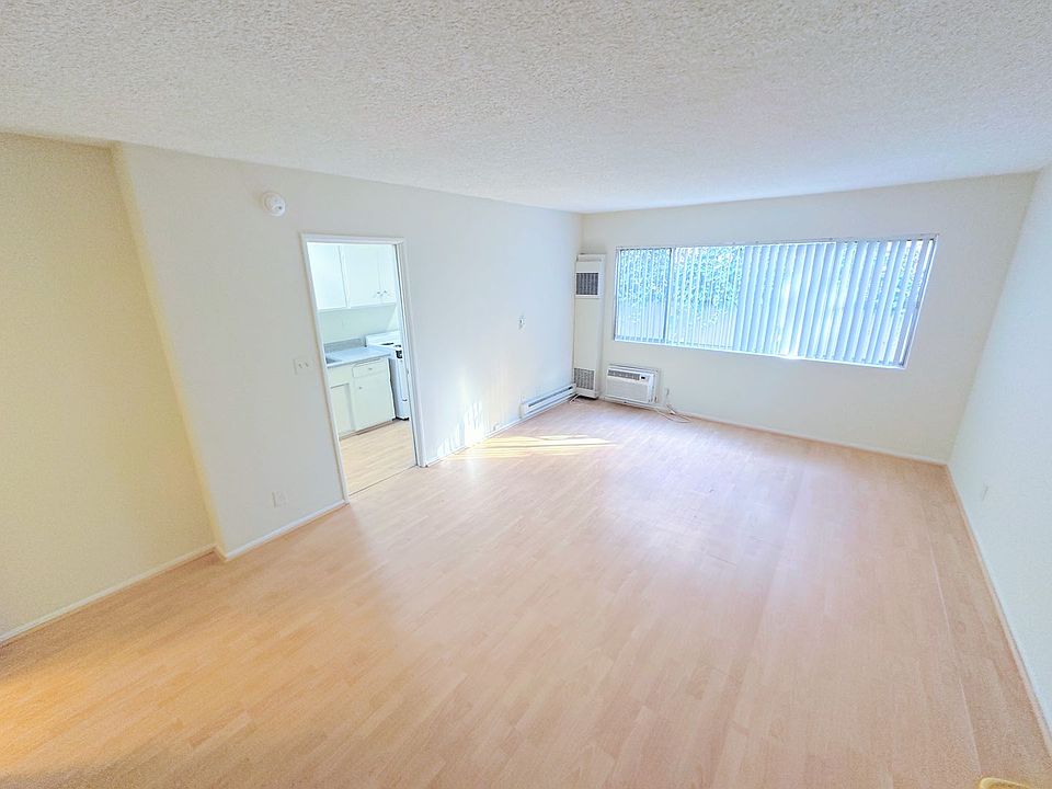 1st image of 7367 Hollywood Blvd APT 107